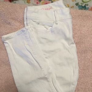 Lilly Pulitzer white jeans